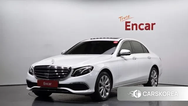 Mercedes-Benz E-Class W213 2020 Белый из Кореи
