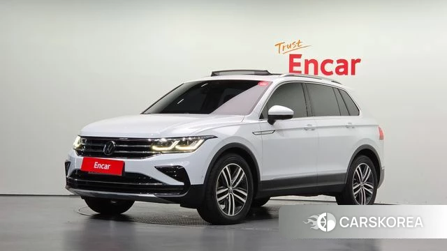 Volkswagen Tiguan second Generation 2023 Белый из Кореи