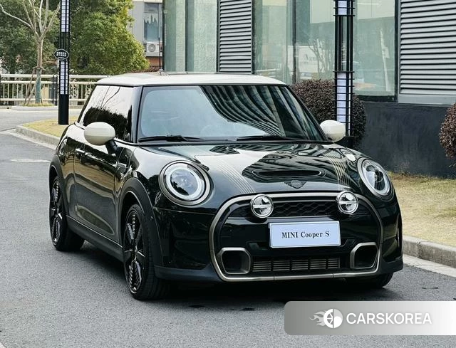 MINI MINI 2022 Зеленый из Китая