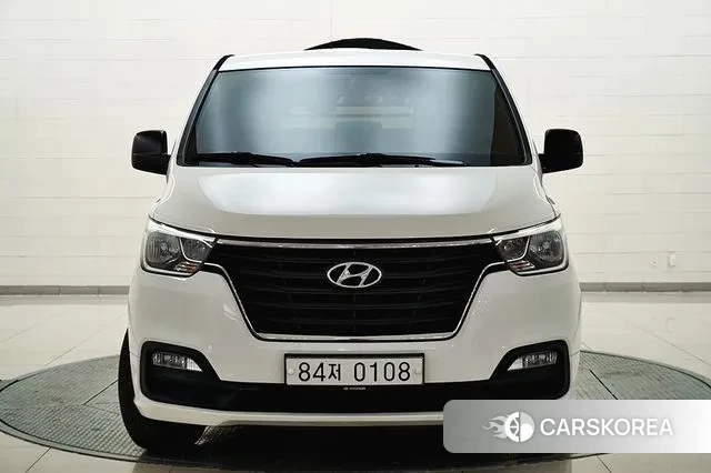 Hyundai The New Grand Starex 2019 Белый из Кореи