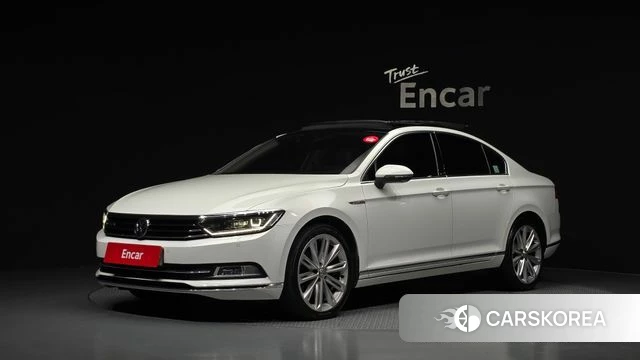 Volkswagen Passat GT (B8) 2018 Белый из Кореи