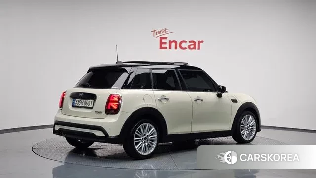 Mini Cooper 2021 Жемчужный цвет из Кореи