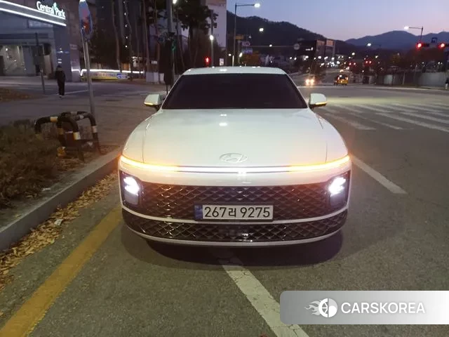 Hyundai Grandeur (GN7) 2023 Белый из Кореи