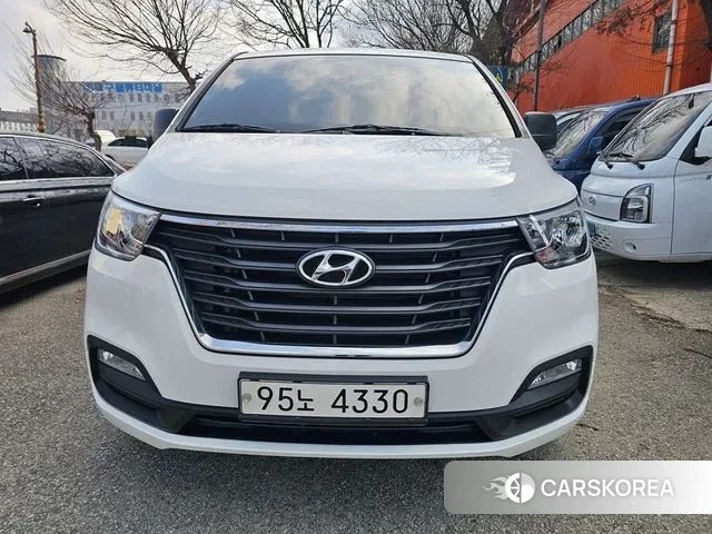 Hyundai The New Grand Starex 2021 Белый из Кореи
