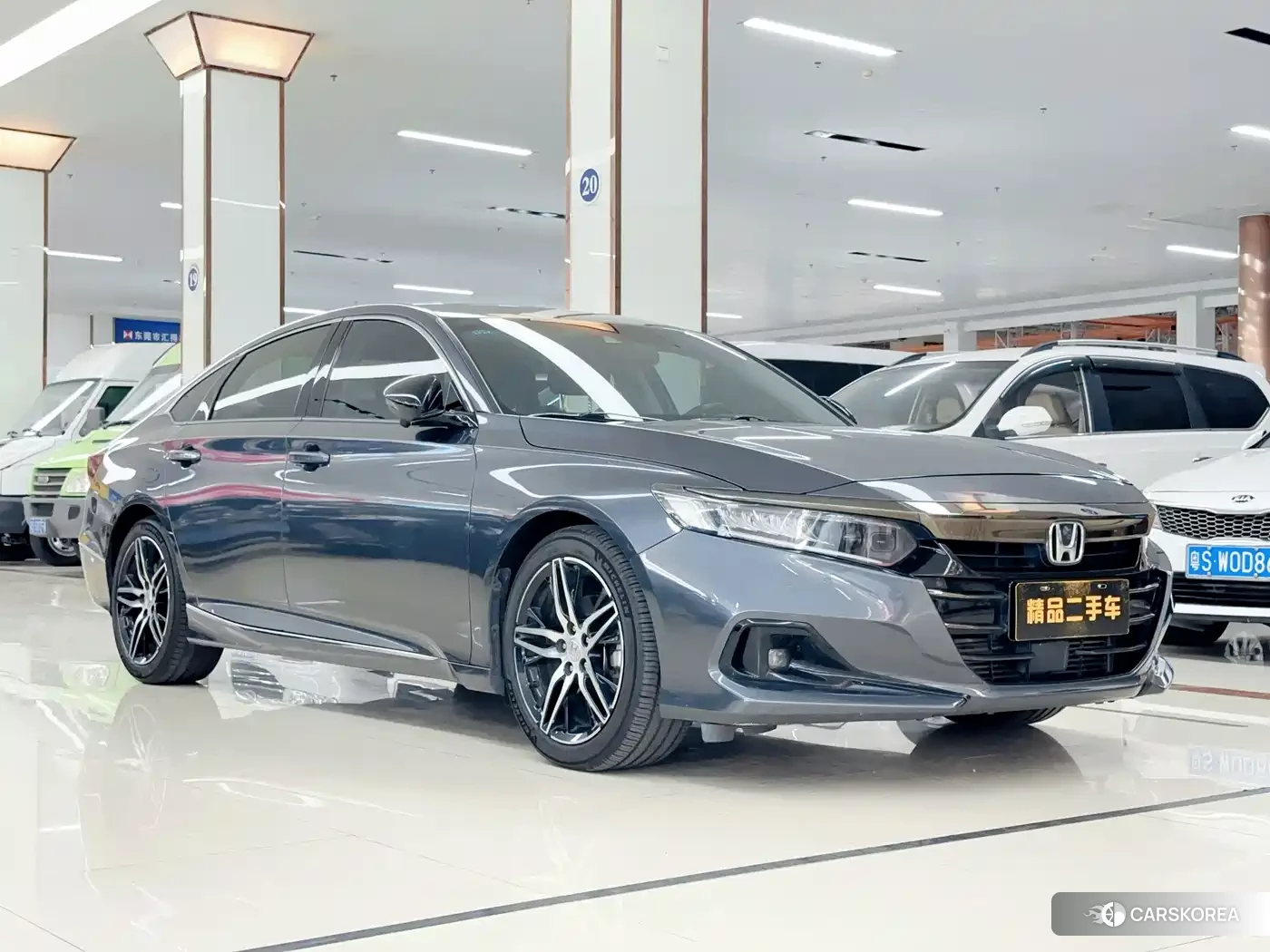 Honda Accord 2022 Silver/gray из Китая