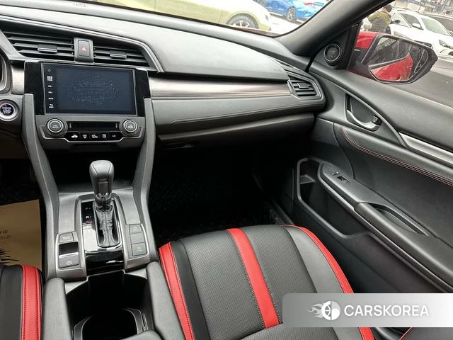 Honda Civic 2022 Красный из Китая