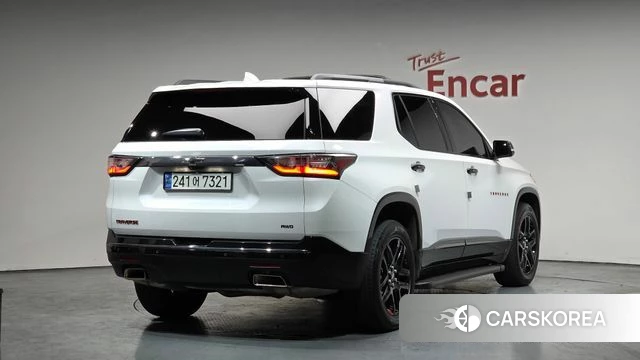 Chevrolet (GM Daewoo) Traverse 2020 Белый из Кореи