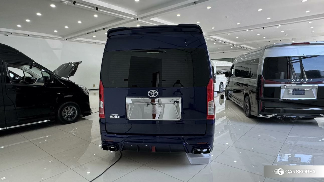 Toyota Hiace 2025 Синий из Китая