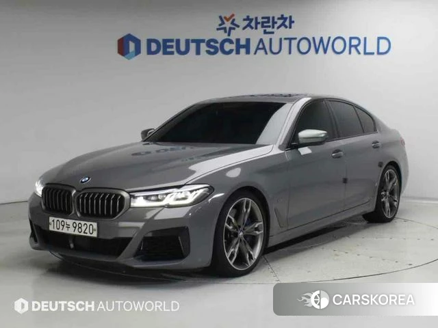 BMW 5 Series (G30) 2021 Небесно-голубой из Кореи
