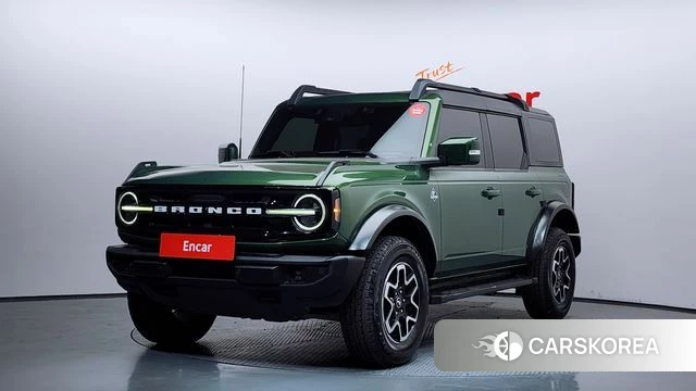 Ford Bronco 6th Generation 2022 Зеленый из Кореи