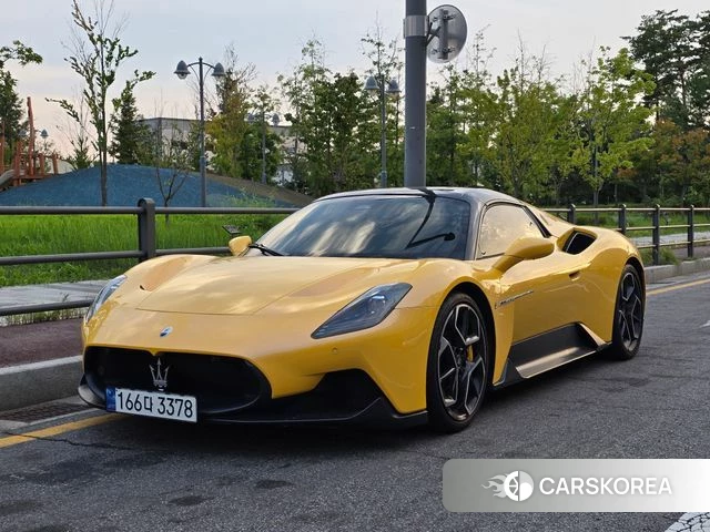 Maserati MC20 2023 Желтый из Кореи