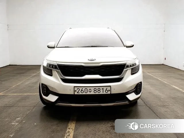 Kia Seltos 2019 Белый из Кореи