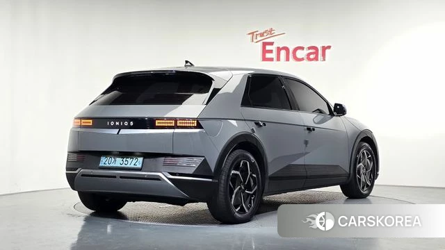 Hyundai Ionic 5 2021 Серебристо-серый из Кореи