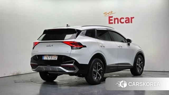 Kia Sportage 5th Generation Hybrid 2022 Белый из Кореи