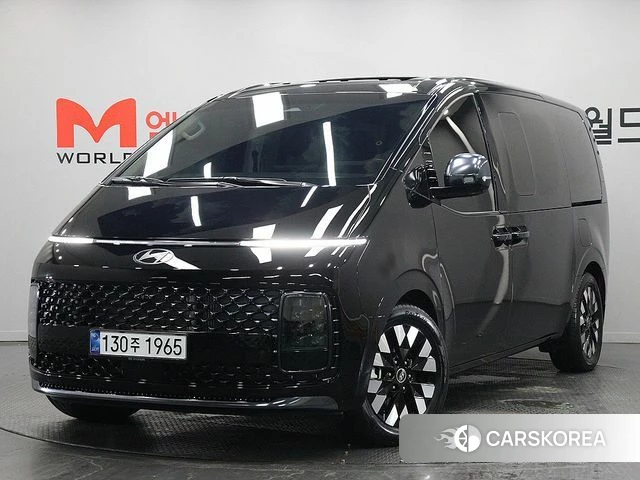 Hyundai Staria 2025 Черный из Кореи