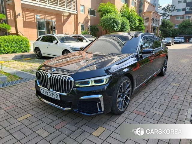 BMW 7 Series (G11) 2019 Черный из Кореи