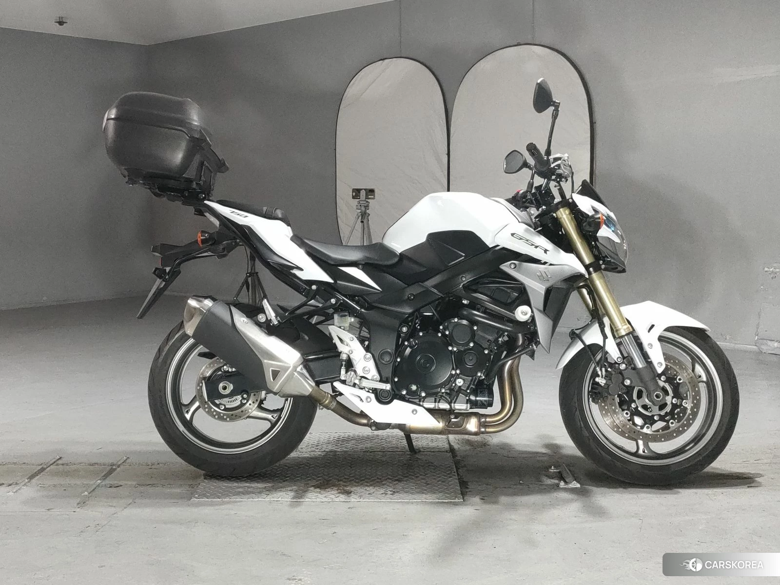 Проданный Suzuki GSR750 2014 из Японии