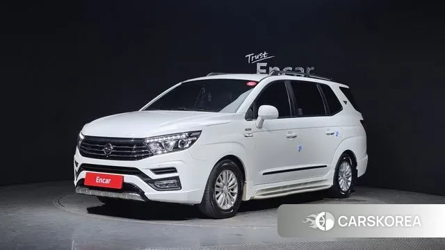 Ssangyong Korando Turismo 2018 Белый из Кореи