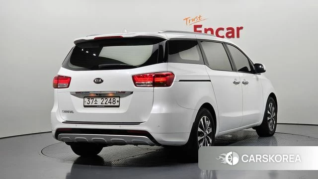 Kia All New Carnival 2018 Белый из Кореи