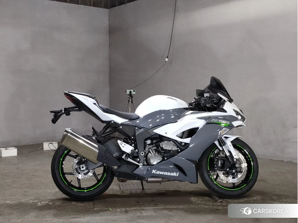 Проданный Kawasaki ZX-6R NINJA 2021 из Японии