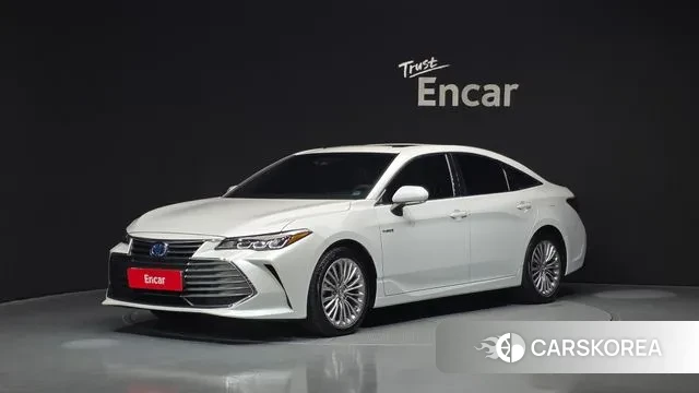 Toyota Avalon 5th Generation 2018 Белый из Кореи