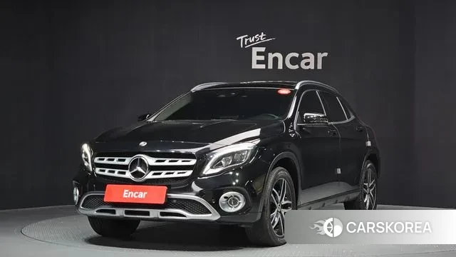 Mercedes-Benz GLA-Class X156 2018 Черный из Кореи