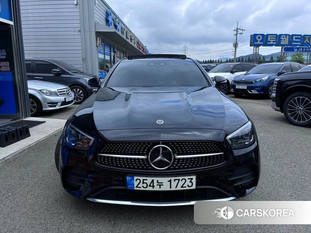 Mercedes-Benz E-Class W213 2020 Черный из Кореи