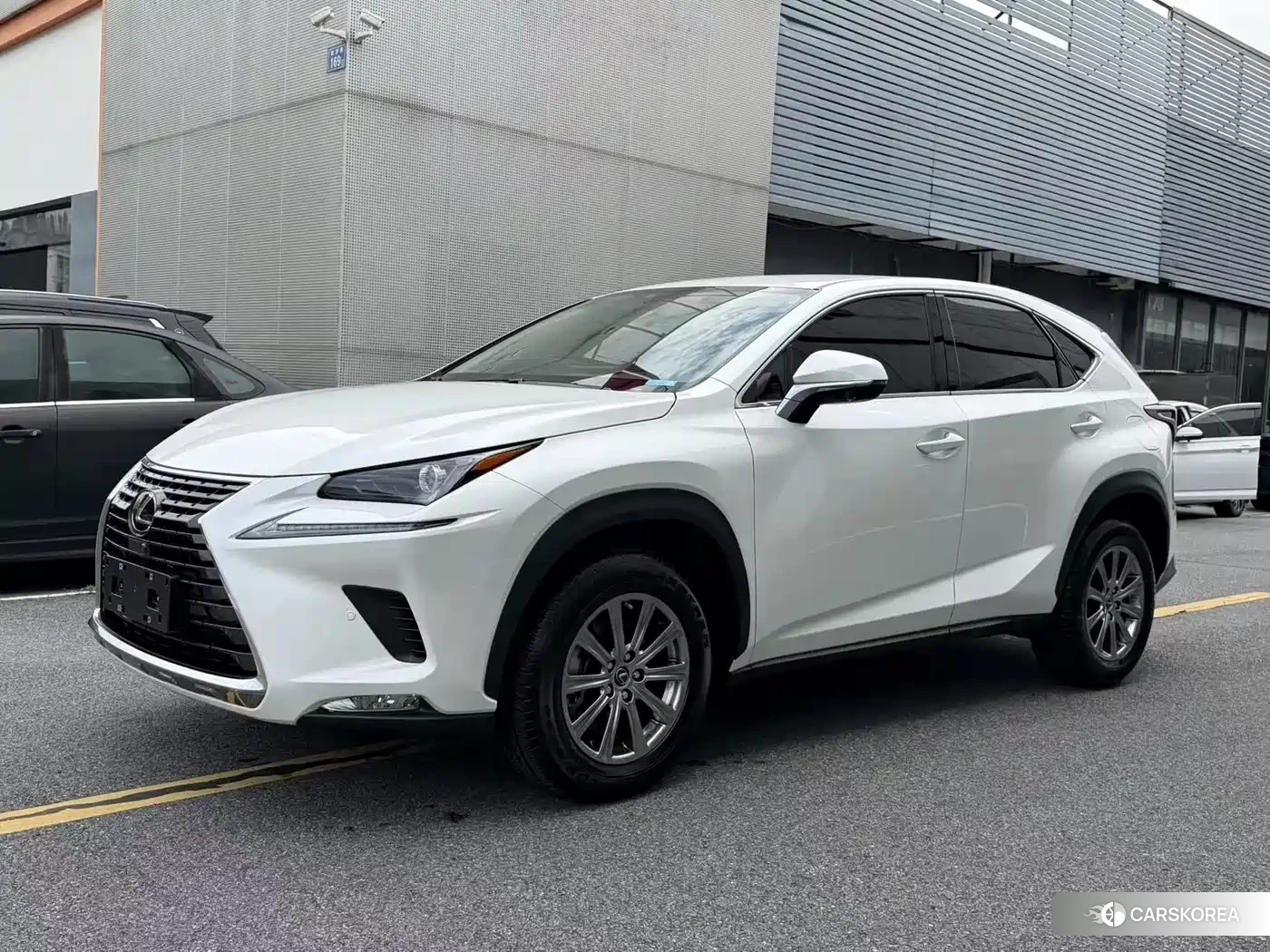 Lexus NX 2021 Белый из Китая