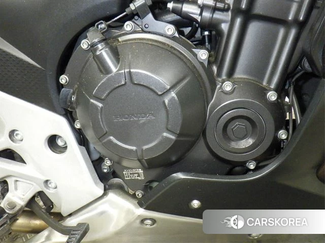 Engine photo