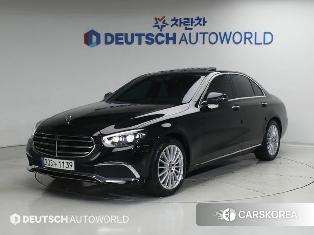 Mercedes-Benz E-Class W213 2022 Черный из Кореи