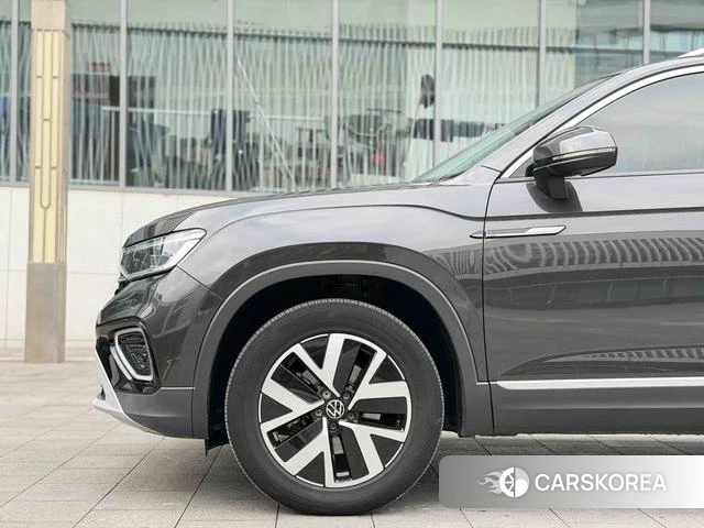 Volkswagen Tanyue 2022 Черный из Китая