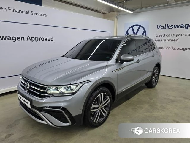 Volkswagen Tiguan Allspace 2024 Серебристо-серый из Кореи