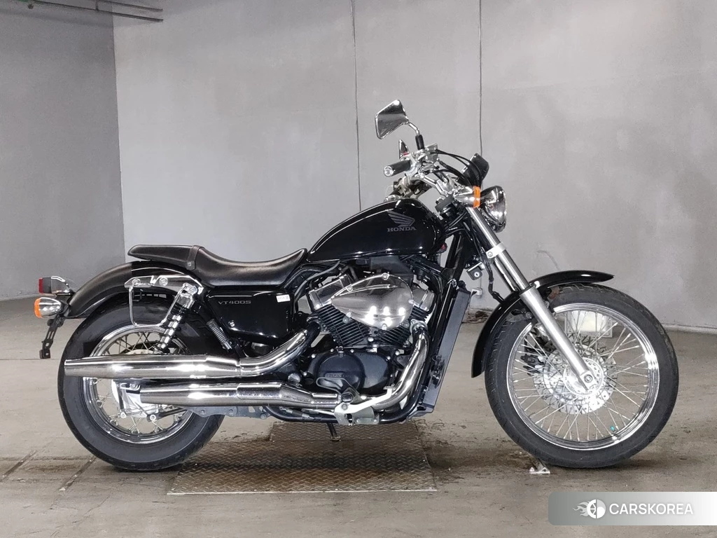 Проданный Honda VT400S 2011 из Японии