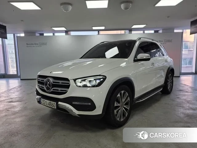 Mercedes-Benz GLE-Class W167 2023 Белый из Кореи