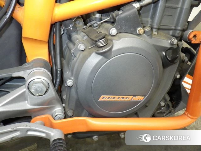 Engine photo