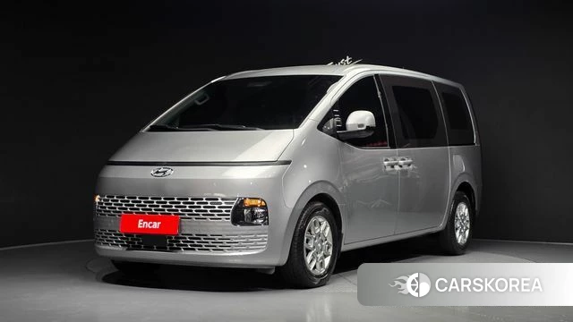 Hyundai Staria 2023 Серебряный из Кореи