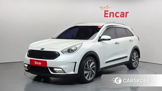 Kia Niro 2018 Белый из Кореи