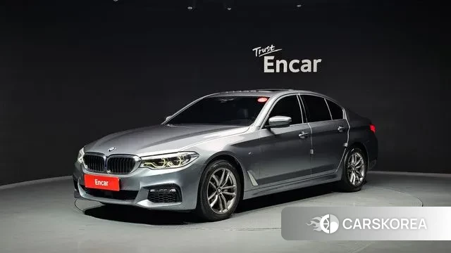 BMW 5 Series (G30) 2018 Серебристо-серый из Кореи