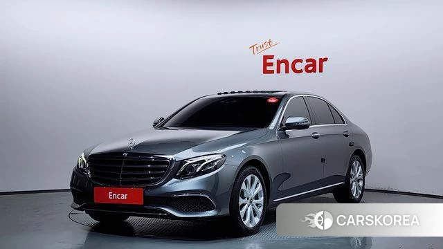Mercedes-Benz E-Class W213 2018 Серый из Кореи
