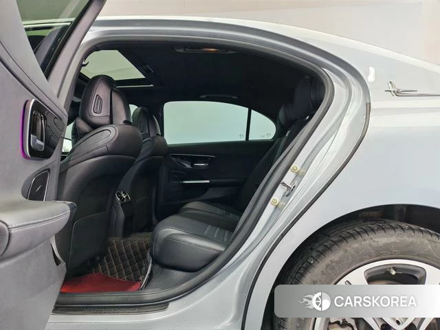 Mercedes-Benz Class C 2021 Серебристо-серый из Китая