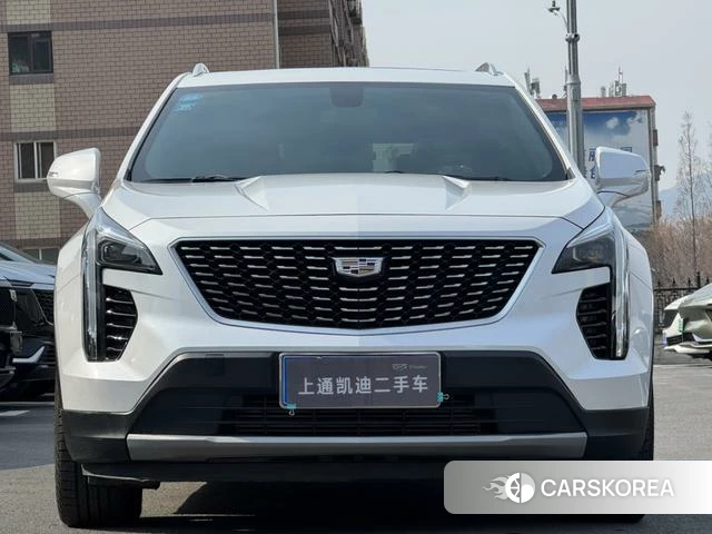 Cadillac XT4 2019 Белый из Китая