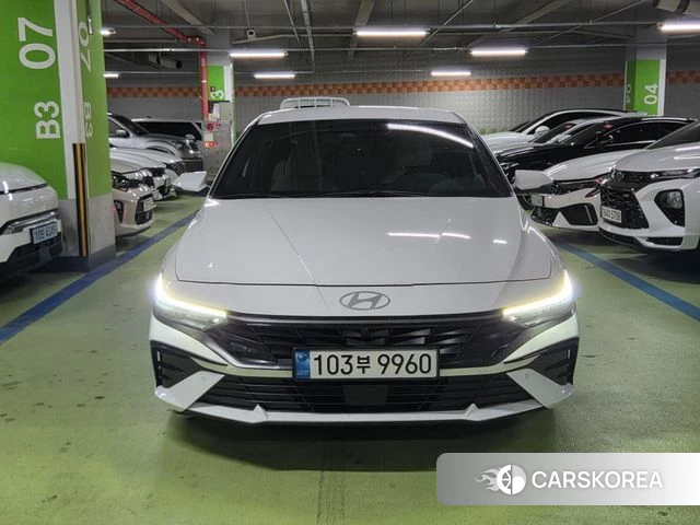 Hyundai The New Avante (CN7) 2024 Белый из Кореи