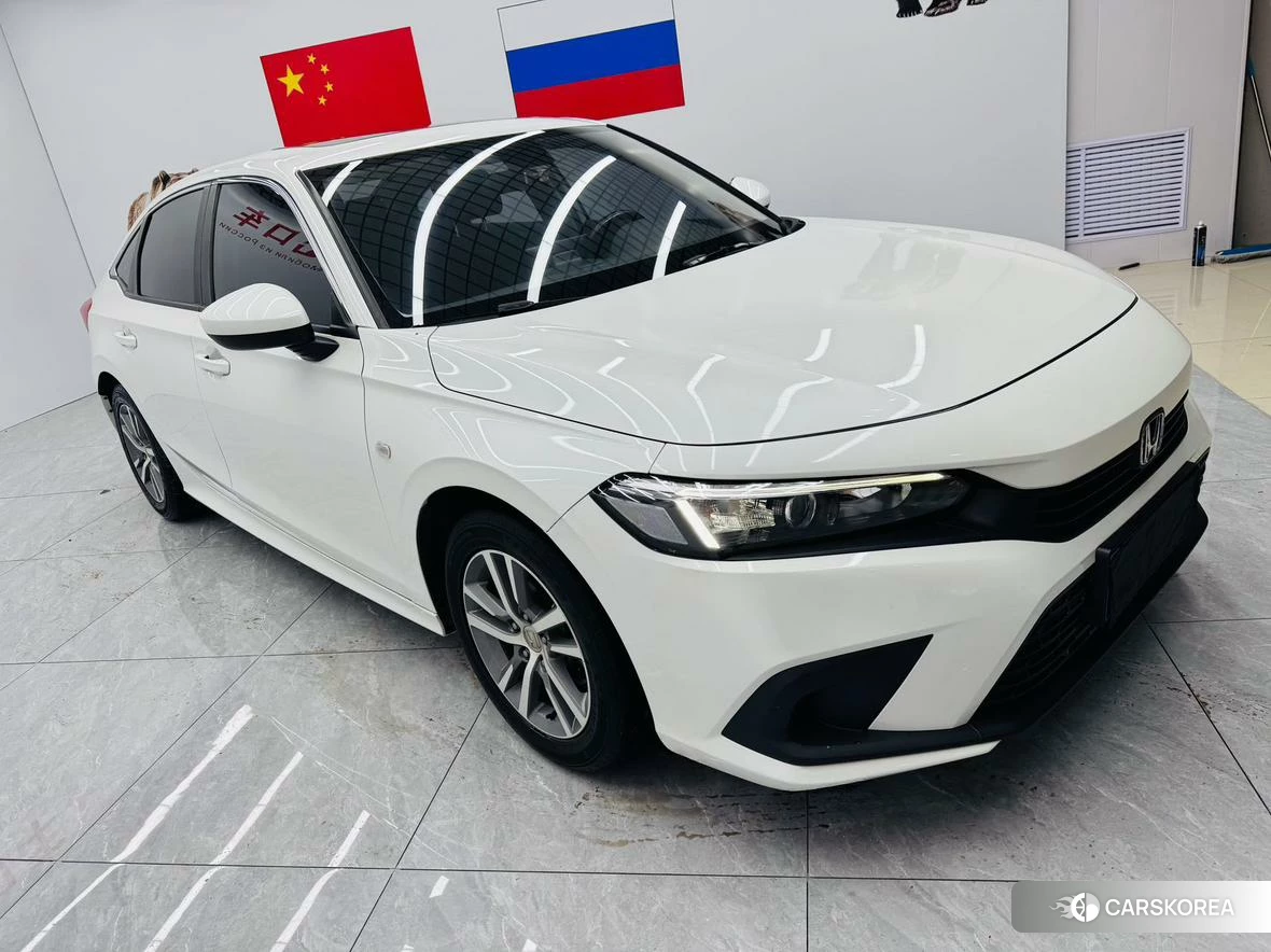 Honda Civic 2021 Белый из Китая