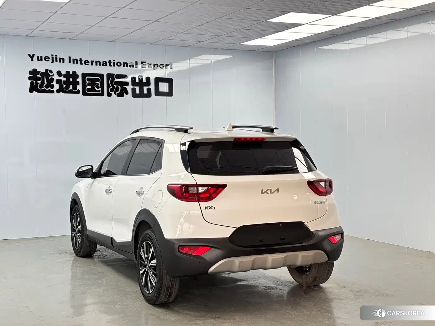 Kia KX1 2022 Белый из Китая