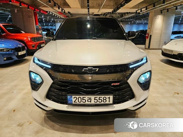 Chevrolet (GM Daewoo) Trailblazer 2022 Белый из Кореи