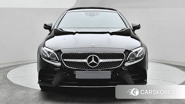 Mercedes-Benz E-Class W213 2018 Черный из Кореи