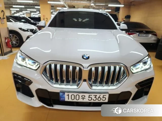 BMW X6 (G06) 2022 Белый из Кореи