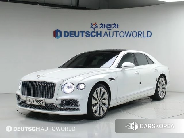 Bentley Flying Spur 3rd Generation 2021 Белый из Кореи