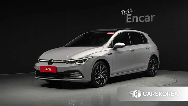 Volkswagen Golf 8th Generation 2024 Серебристо-серый из Кореи