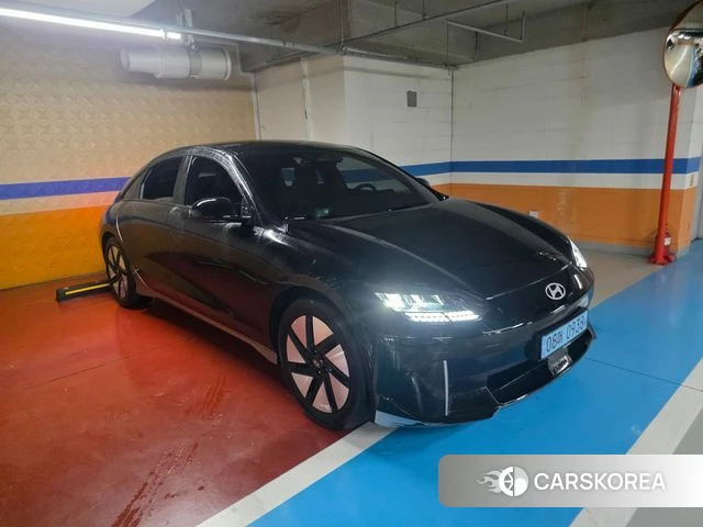 Hyundai Ionic 6 2023 Черный из Кореи